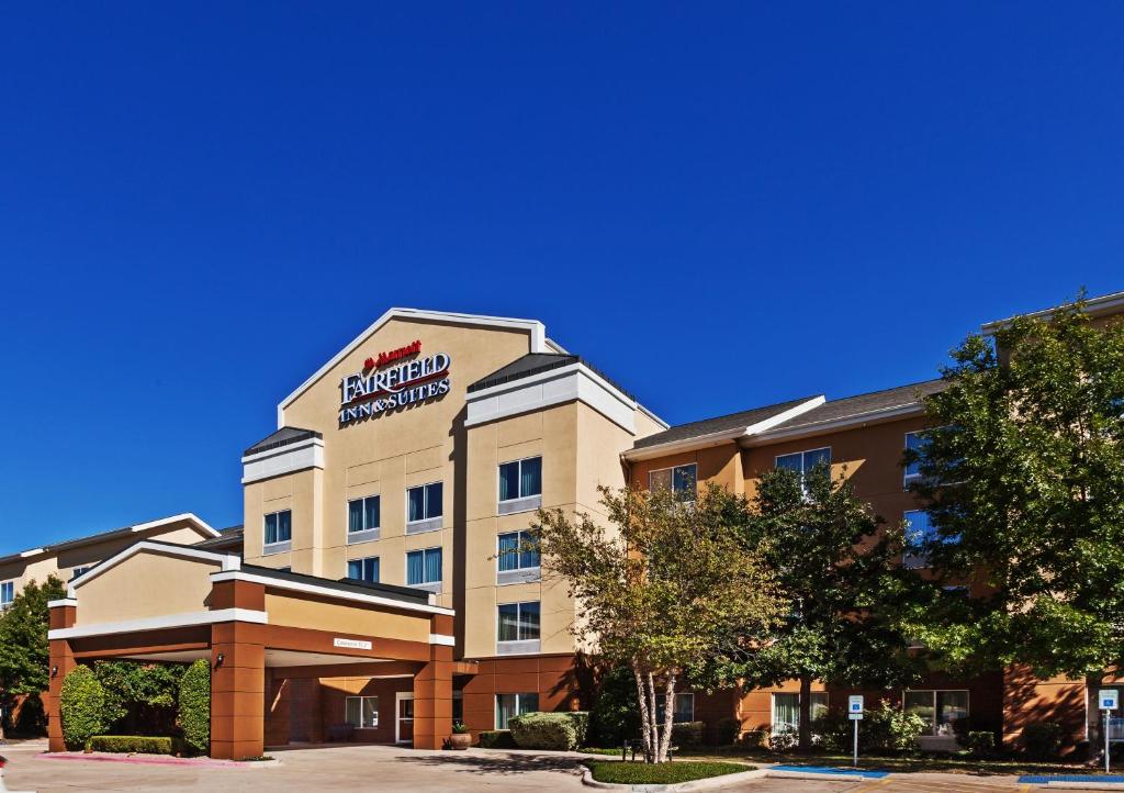 Fairfield Inn and Suites by Marriott Austin Northwest/The Domain Area Main image 1